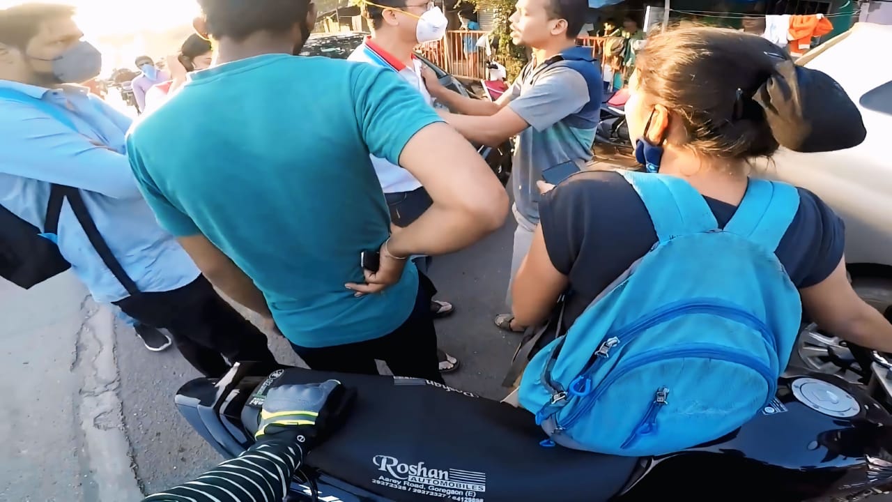 Extreme Road Rage With Girl